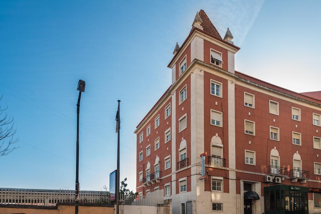 Apartamentos Lux Dinastia Lisbon Exterior photo